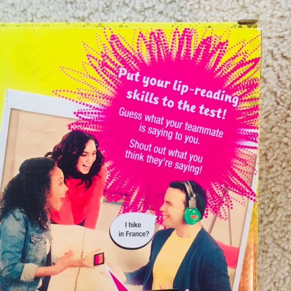 Hearing Things Hasbro Lip Reading Game - Picture 8 of 12